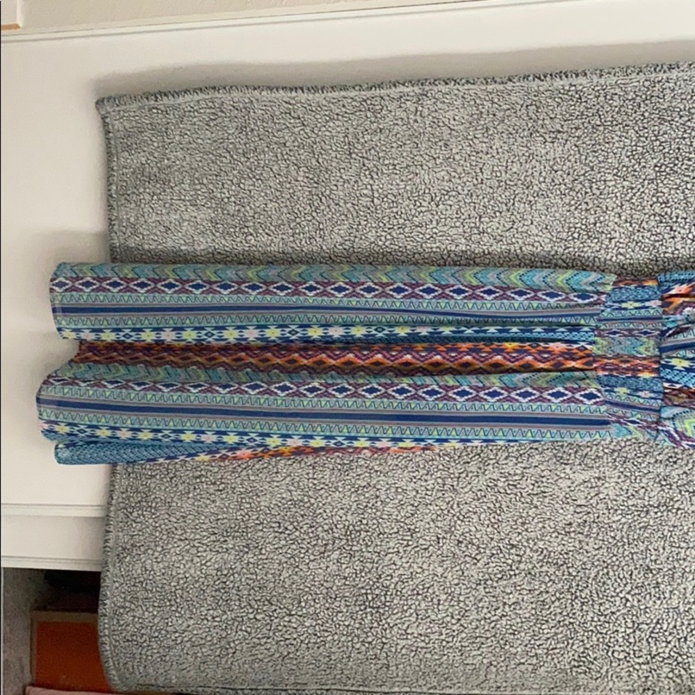 Native pattern dress - Picture 3 of 4